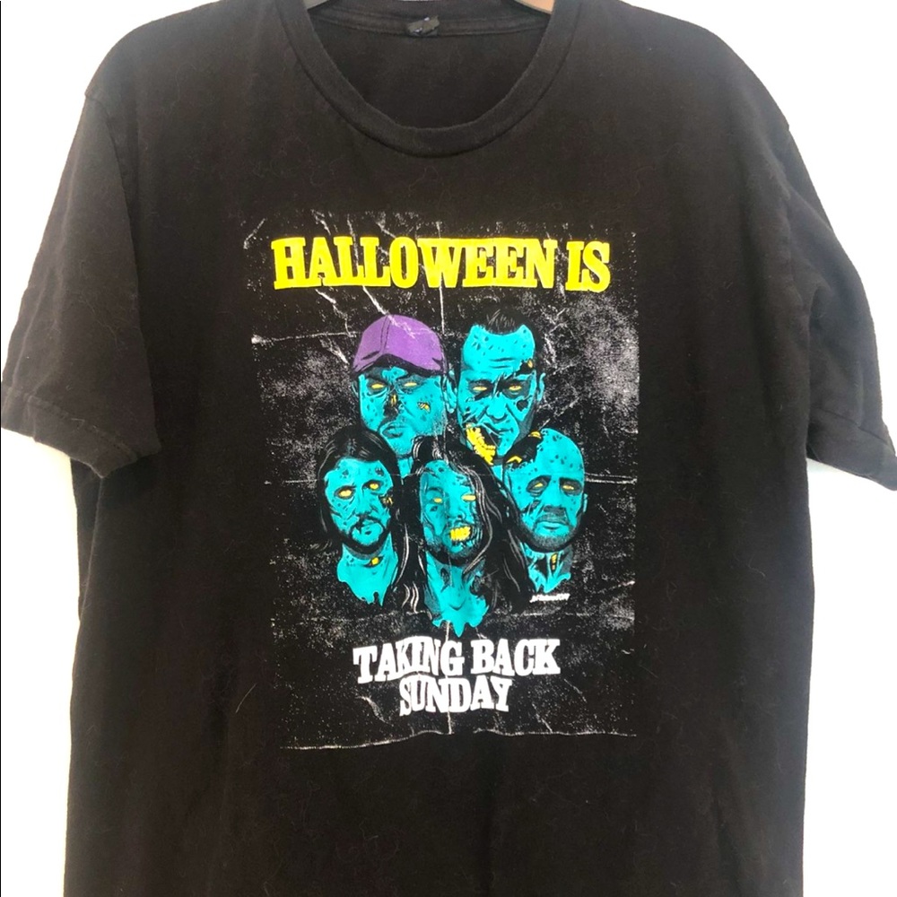 Taking Back Sunday band tee shirt. Size large.